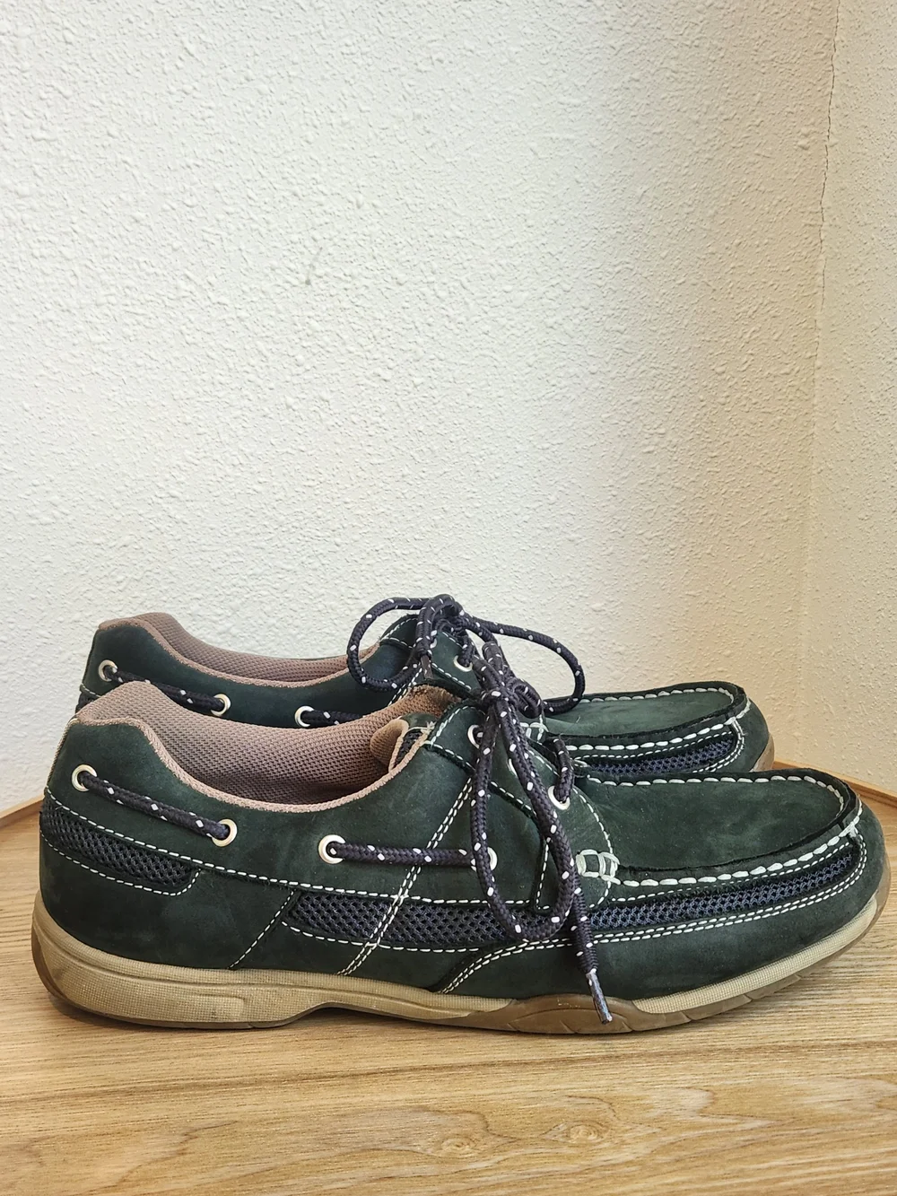 G.H. Bass & Co. classic low